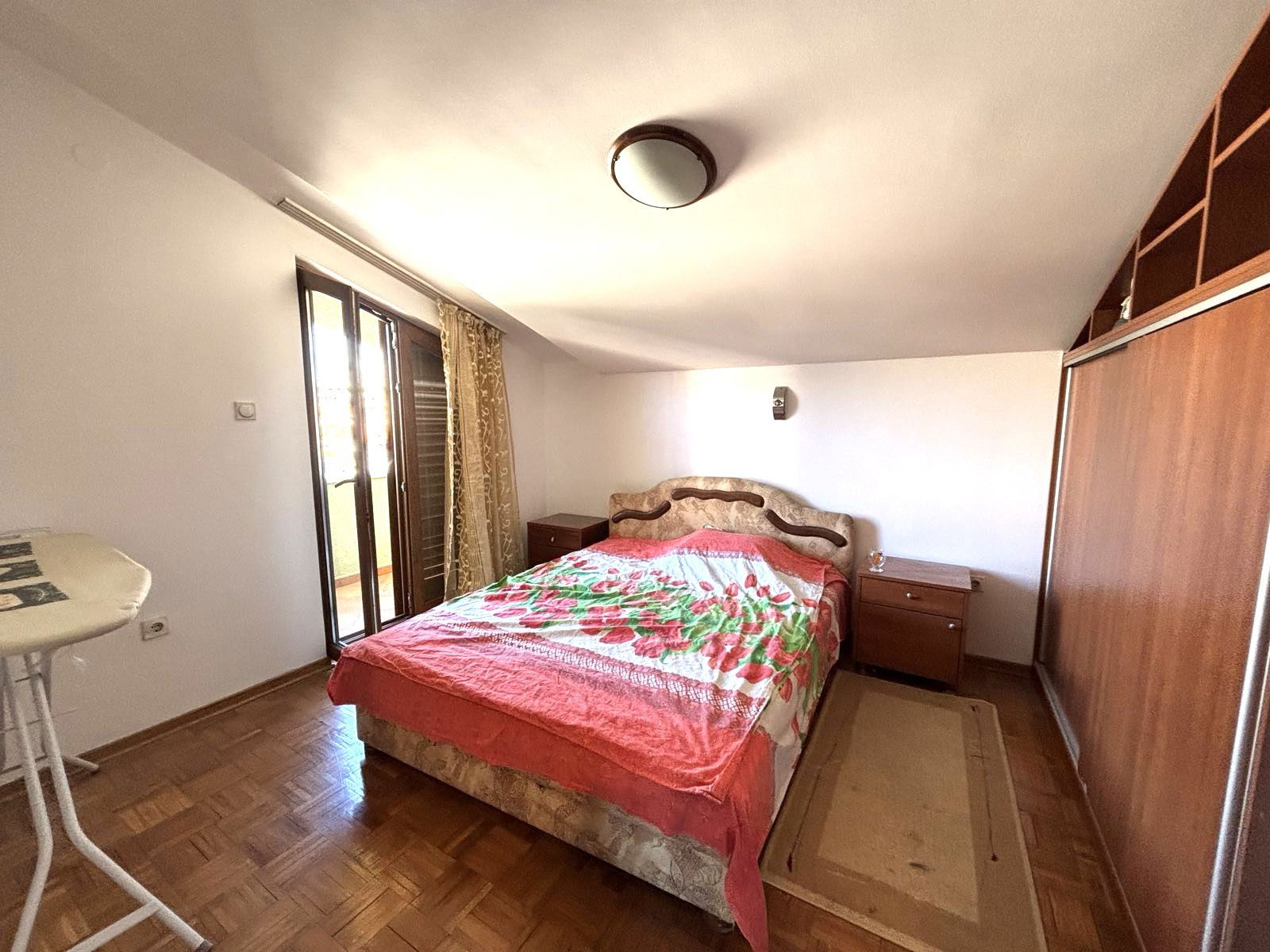868181b6-7ec5-4a16-a53d-a938b8cafdd8.jpg