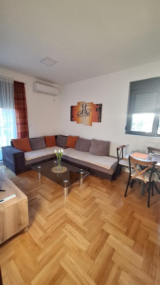 Izdavanje - Stan Podgorica, Zabjelo