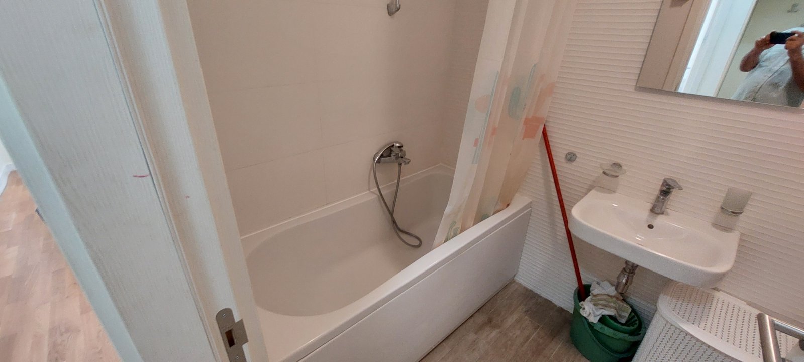 87a43912-5f45-4ad0-8b06-51f3f0cdde73.jpg