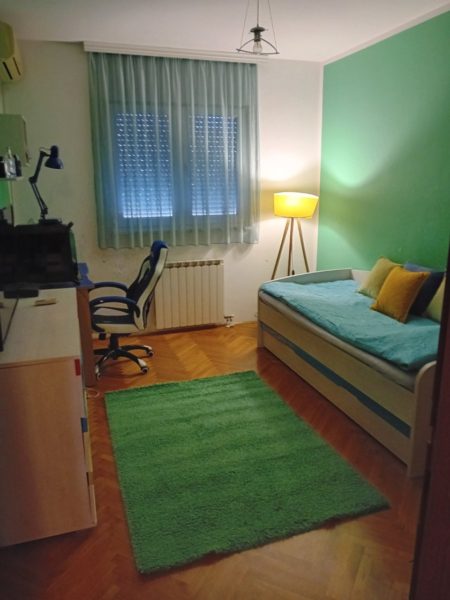 87f425dd-68a2-4190-8818-5c633cd42df6.jpg
