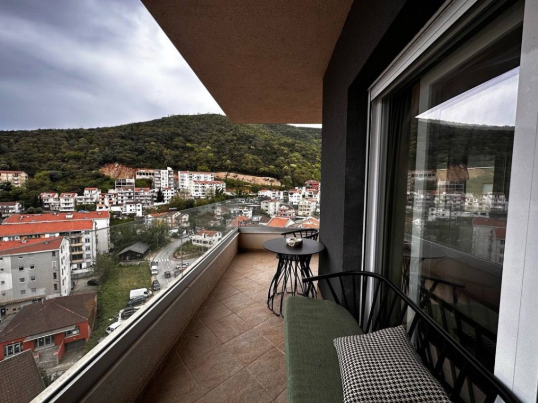 Satılık - Ev Budva, Centar