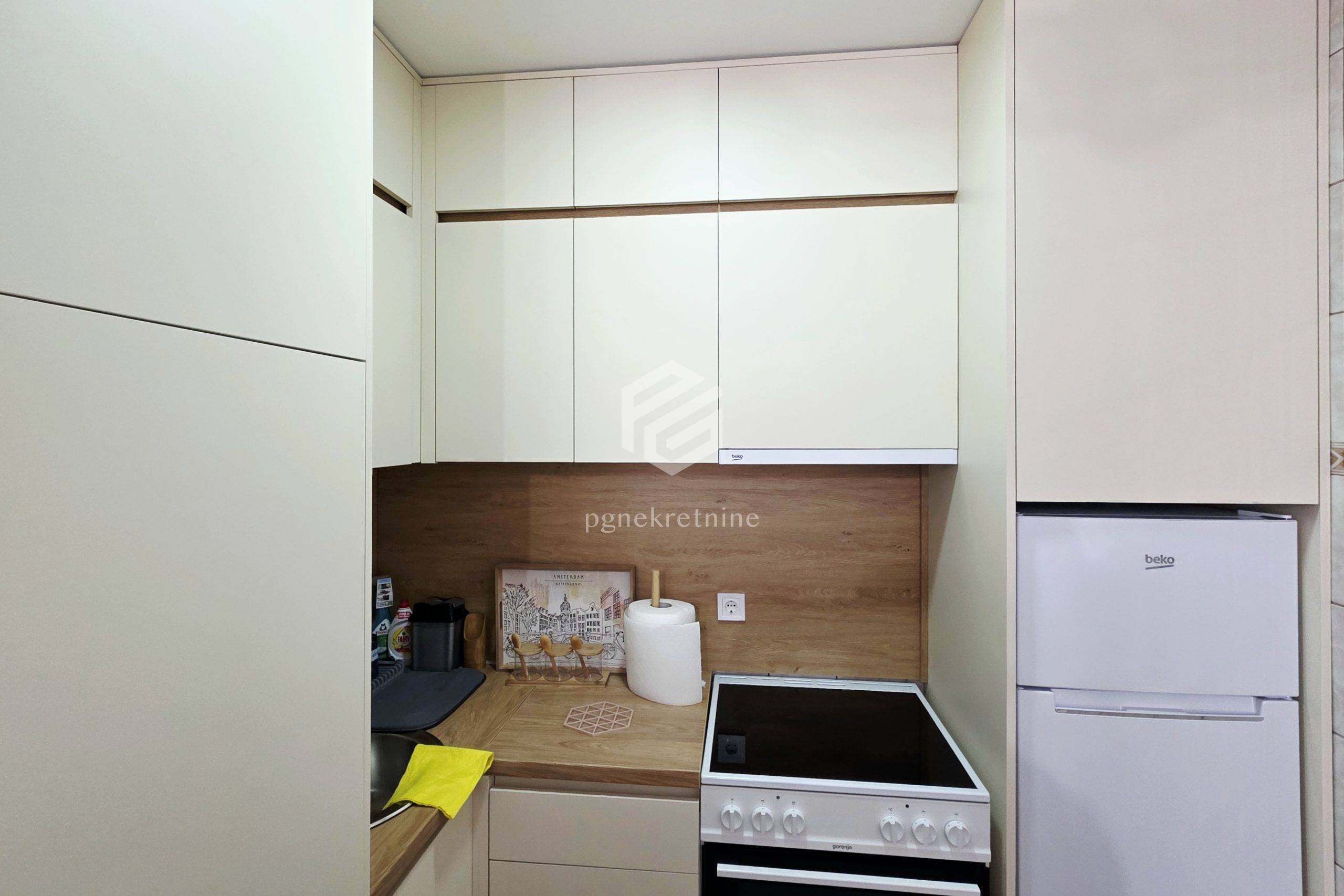 889ca773-2874-4418-bf75-9aaf6bd7aa03.jpg