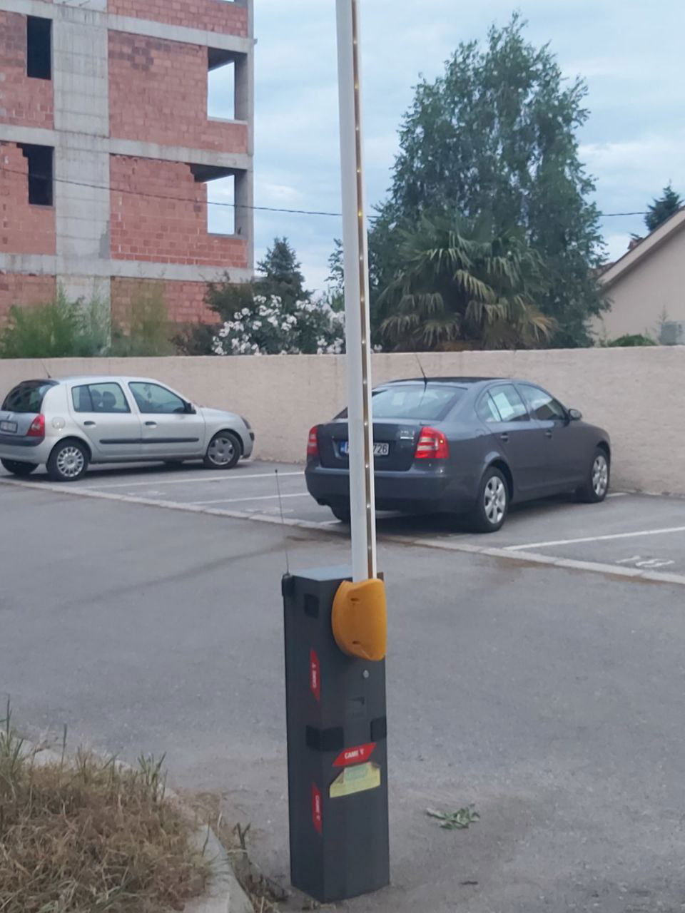 Оренда - Гараж Podgorica, City Kvart