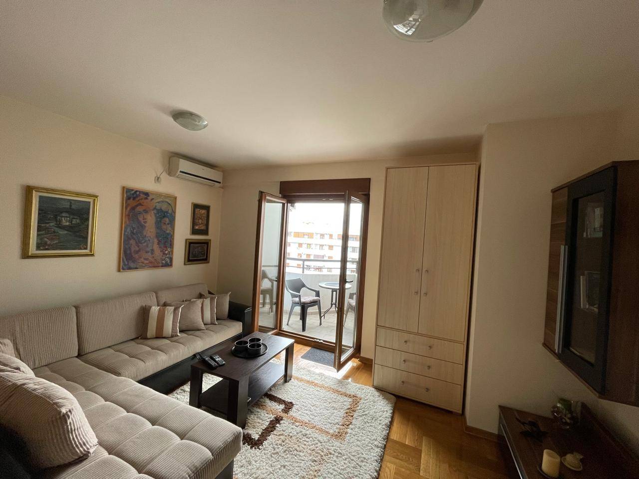 Sale - Apartment Podgorica, Stari Aerodrom