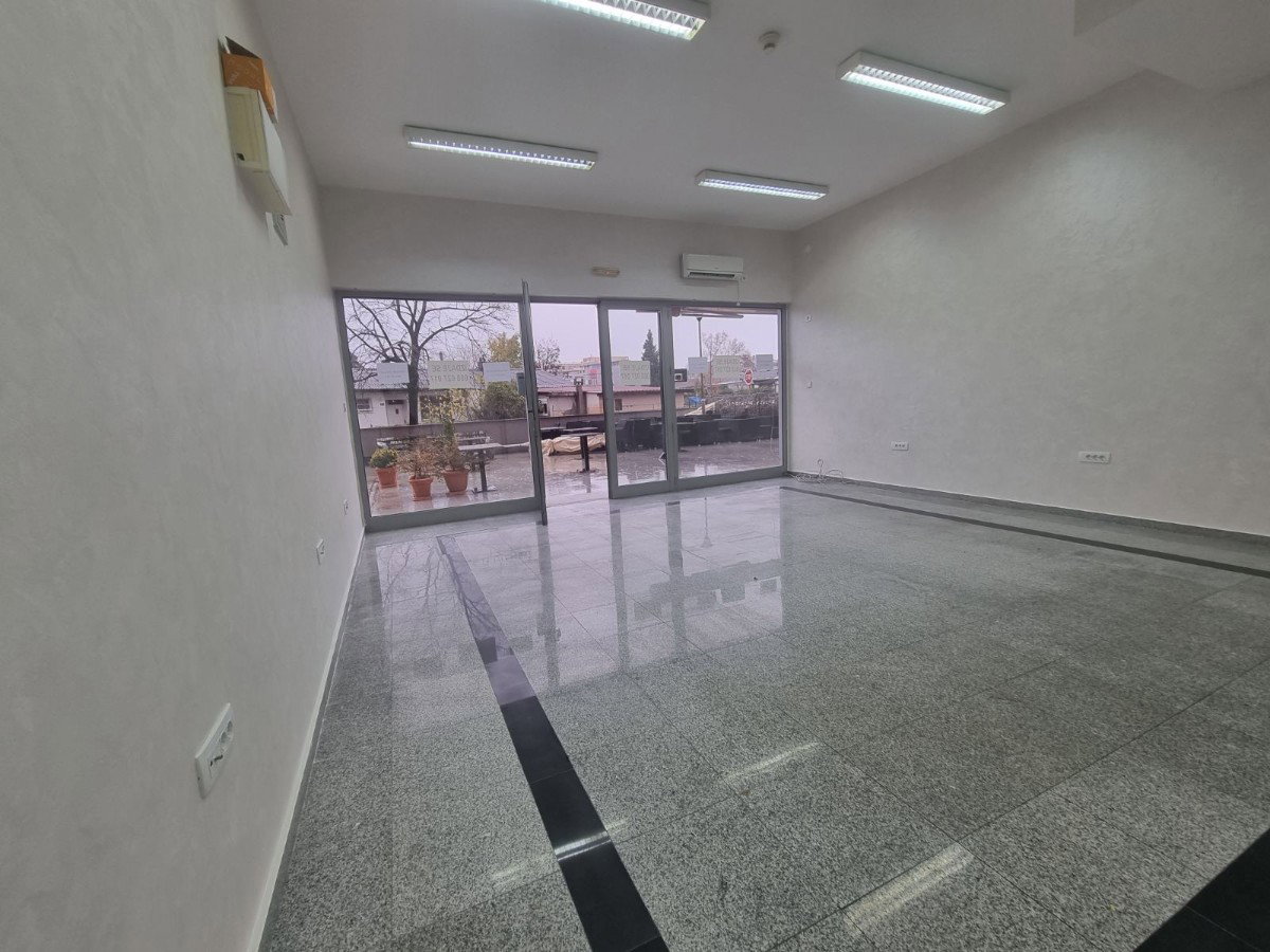 Продажа - Офисное помещение Podgorica, Stari Aerodrom