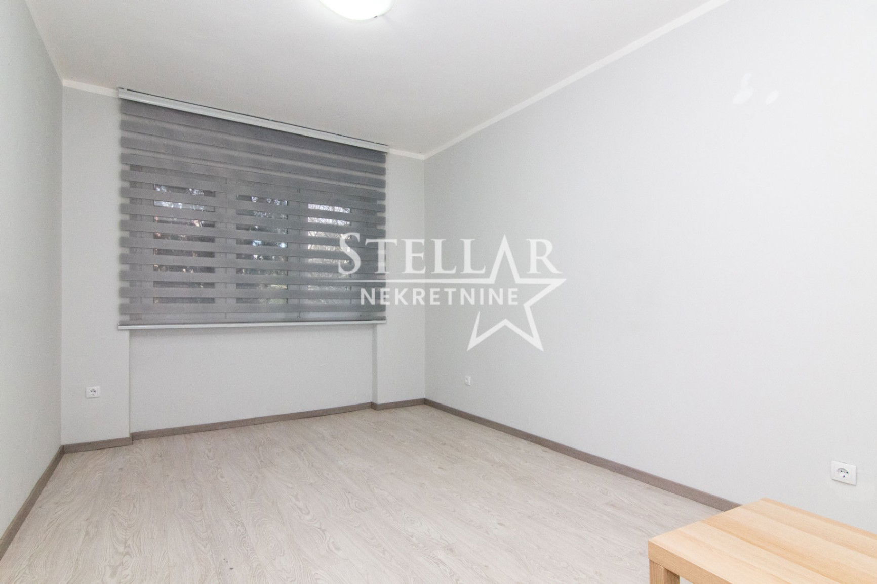 Rent - Office space Podgorica, Preko Morače