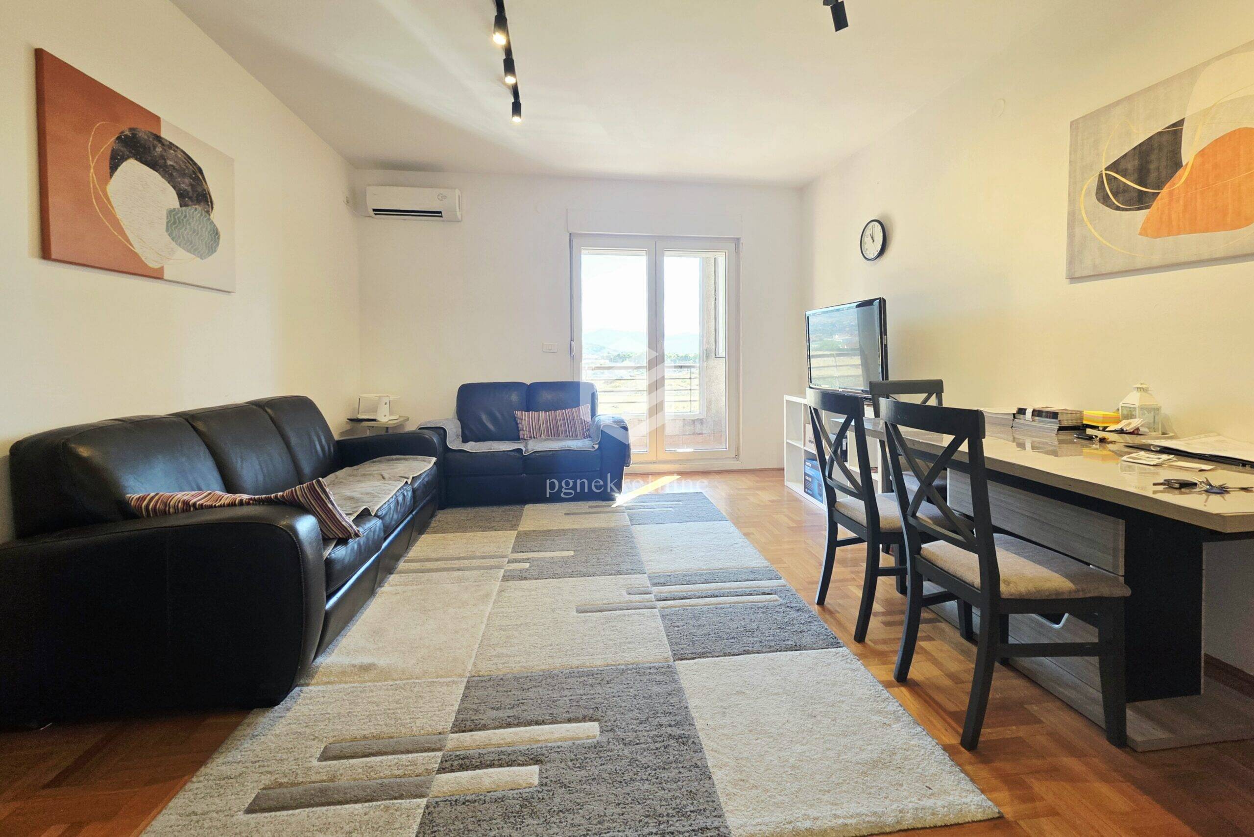 Sale - Apartment Podgorica, Stari Aerodrom