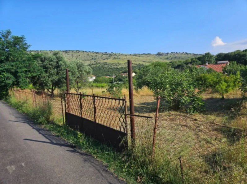 Продаж - Земля Podgorica, Tološi