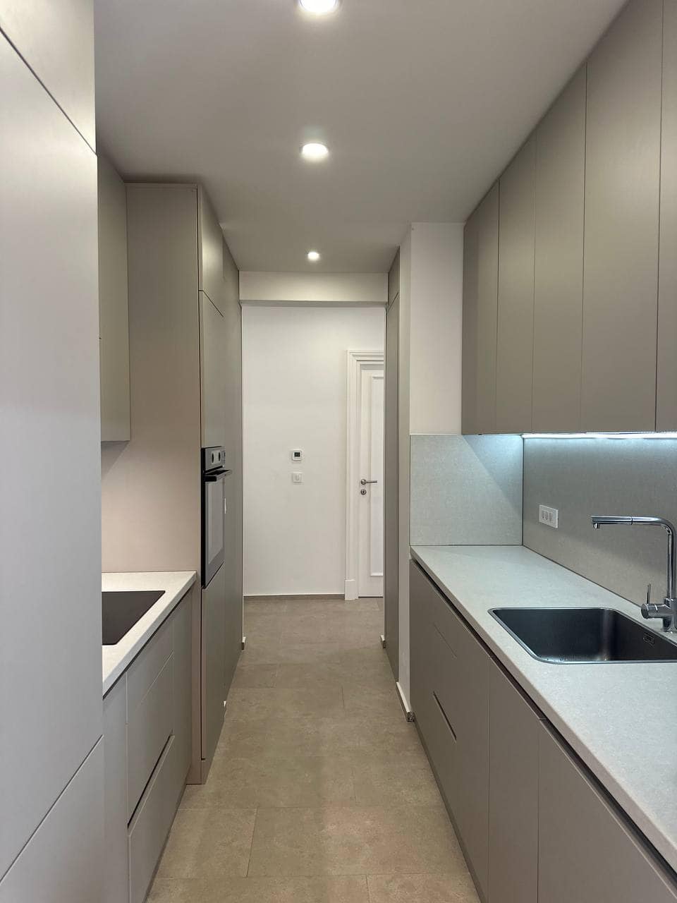 Продажа - Квартира Tivat, Tivat