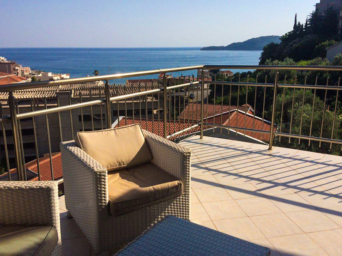 Продаж - Квартира Budva, Bečići
