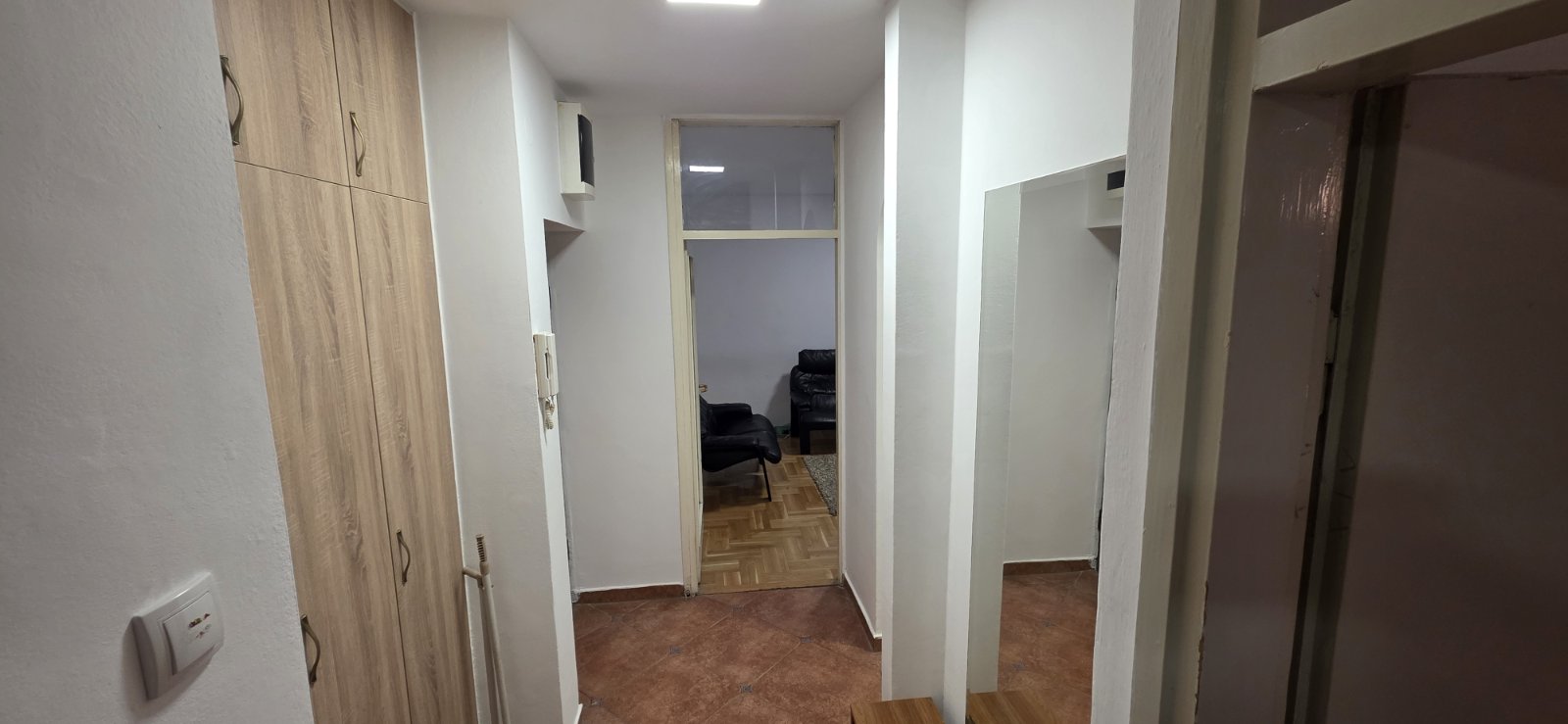 8f374b12-aaeb-406d-8c94-16c0ca2ee3dc.jpg