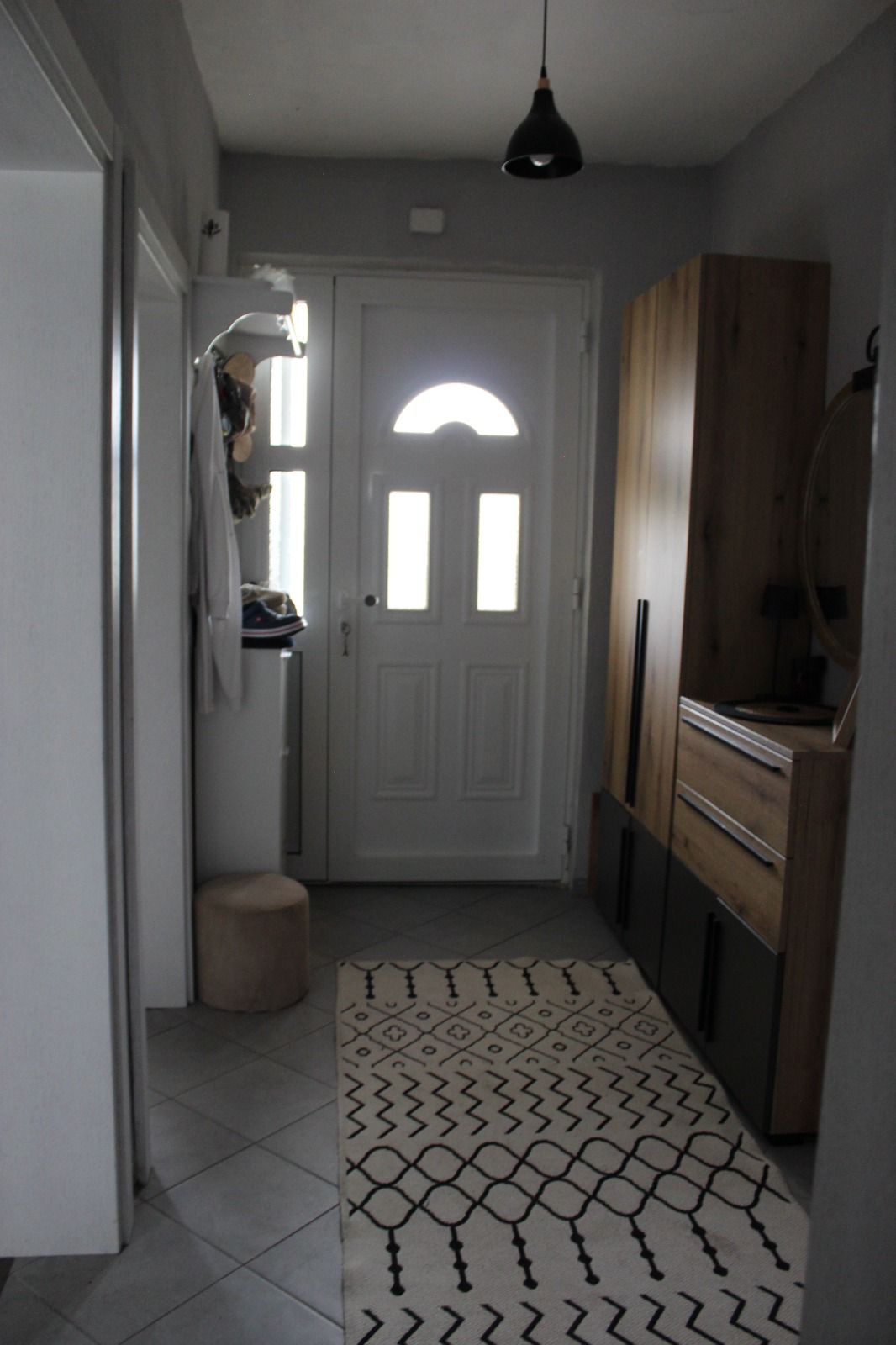 90240e19-54fa-4d82-bd37-a83facd290d9.jpg