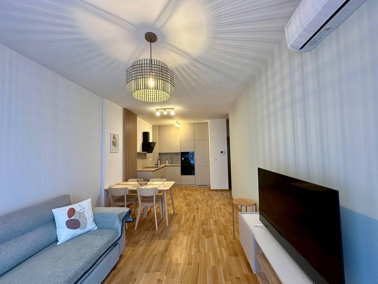 Продажа - Квартира Budva, Bečići