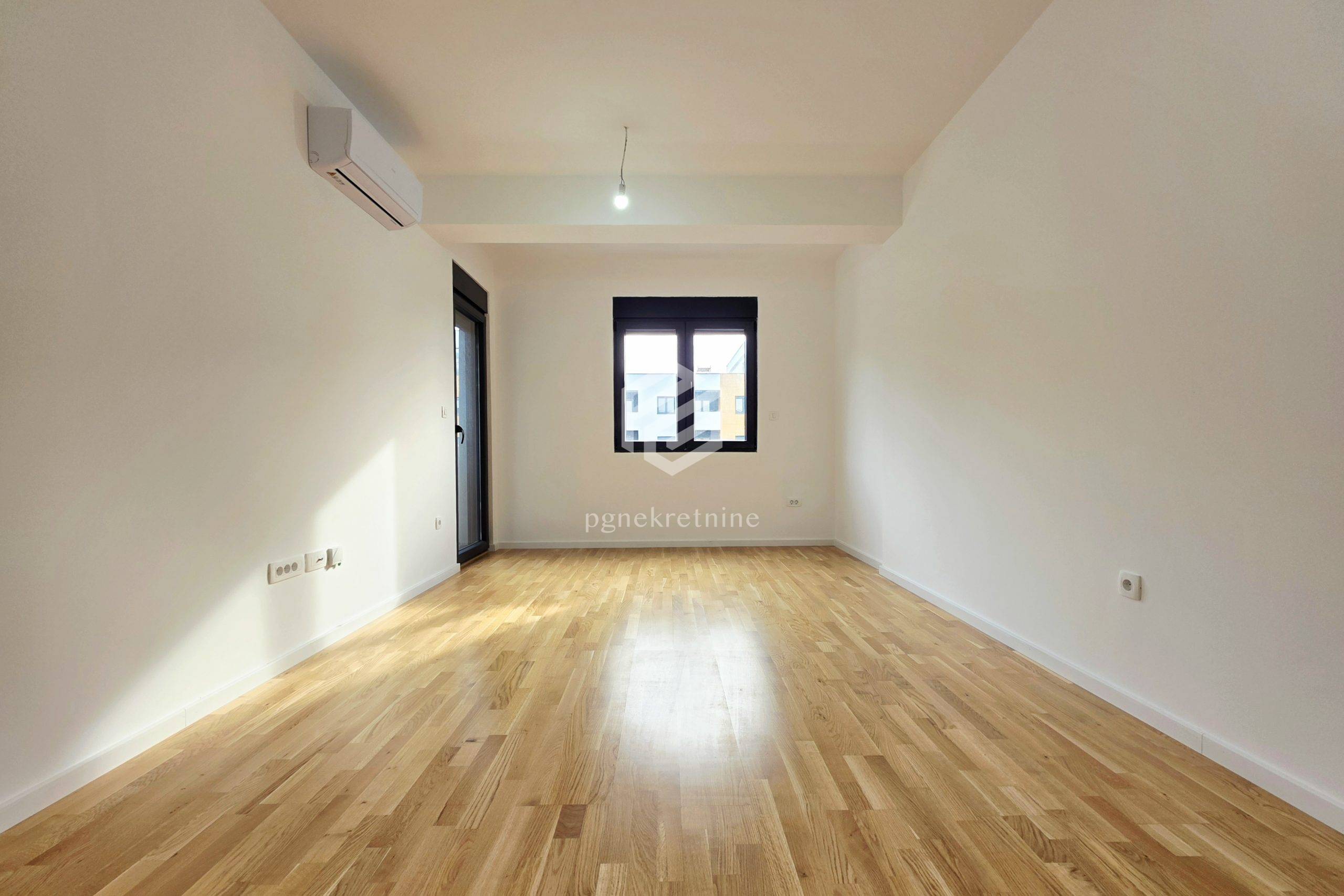 Sale - Apartment Podgorica, Stari Aerodrom