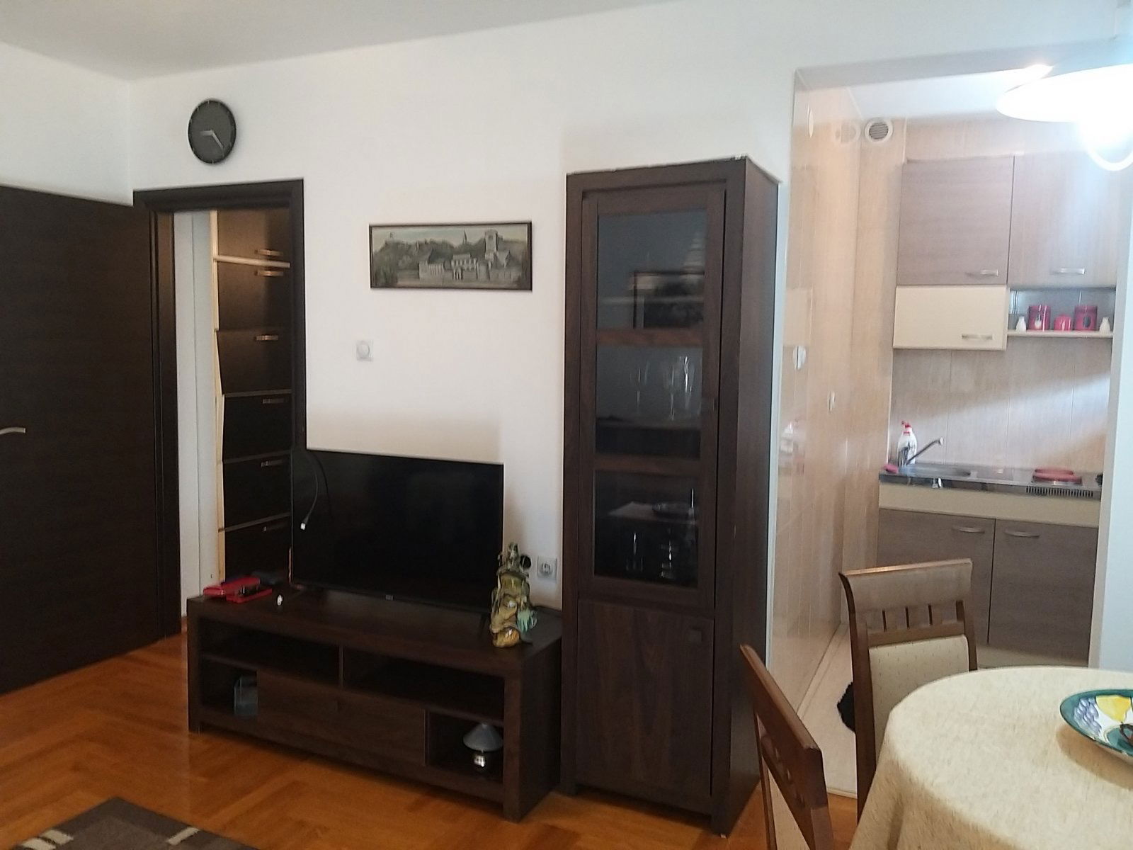 90f8b310-d533-43c6-9a27-62c744b3ebb1.jpg