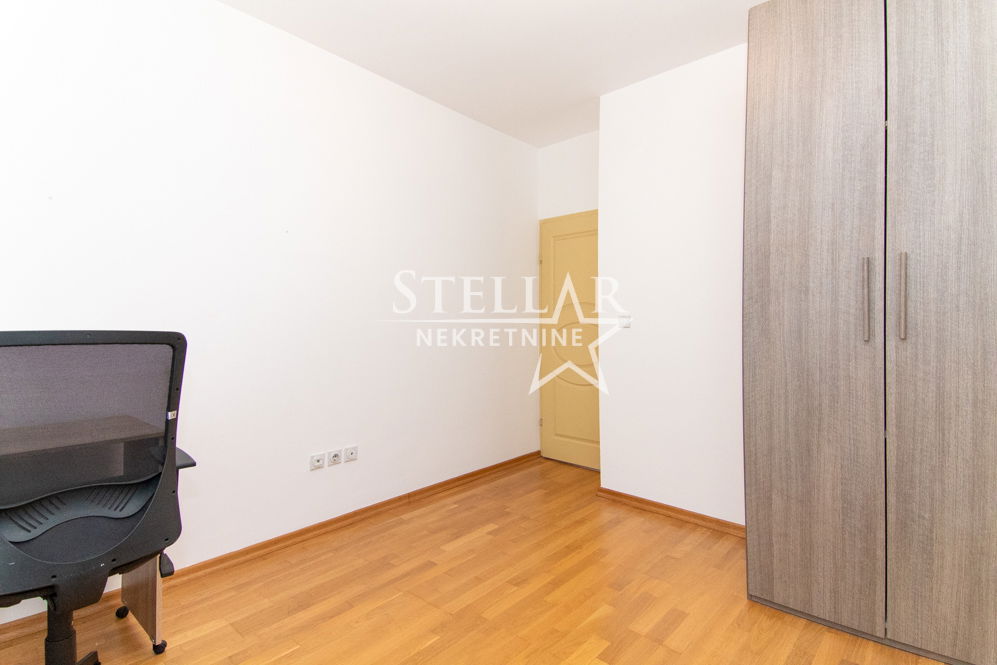 9199be70-24ad-45ce-98ac-f33c8e9f7431.jpg