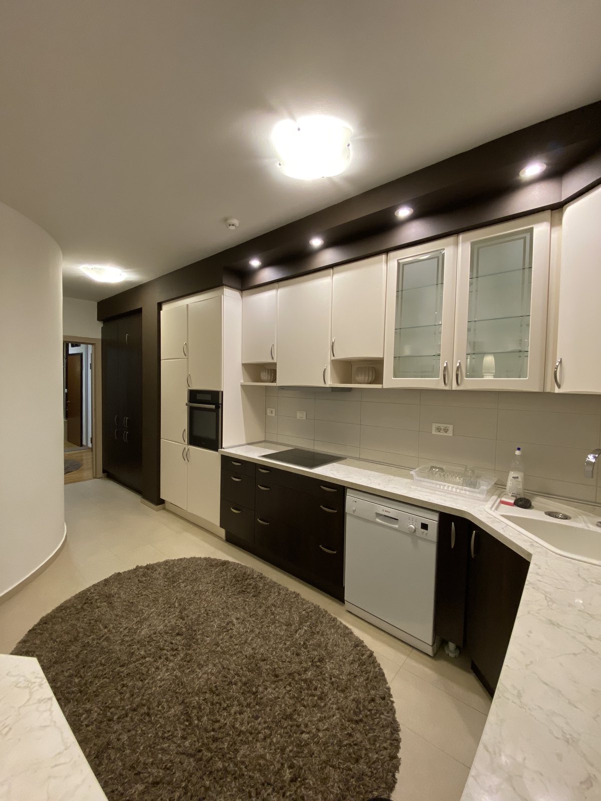 91a85f7c-42bd-4143-b646-b89e3146bea5.jpg