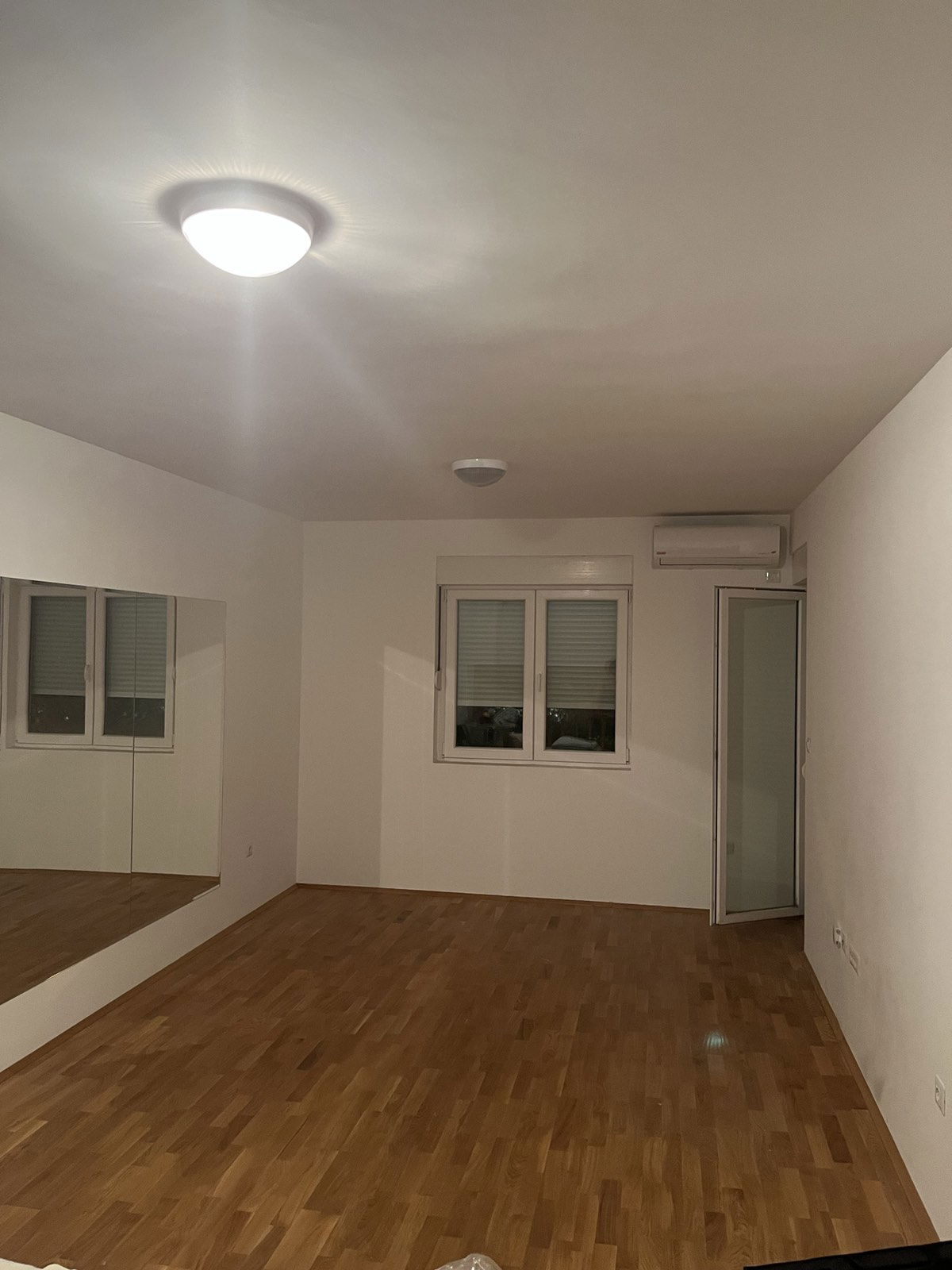 Продаж - Квартира Podgorica, Stari Aerodrom