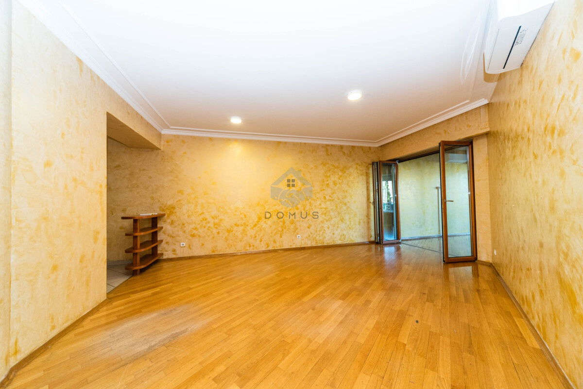 Продаж - Квартира Podgorica, Centar
