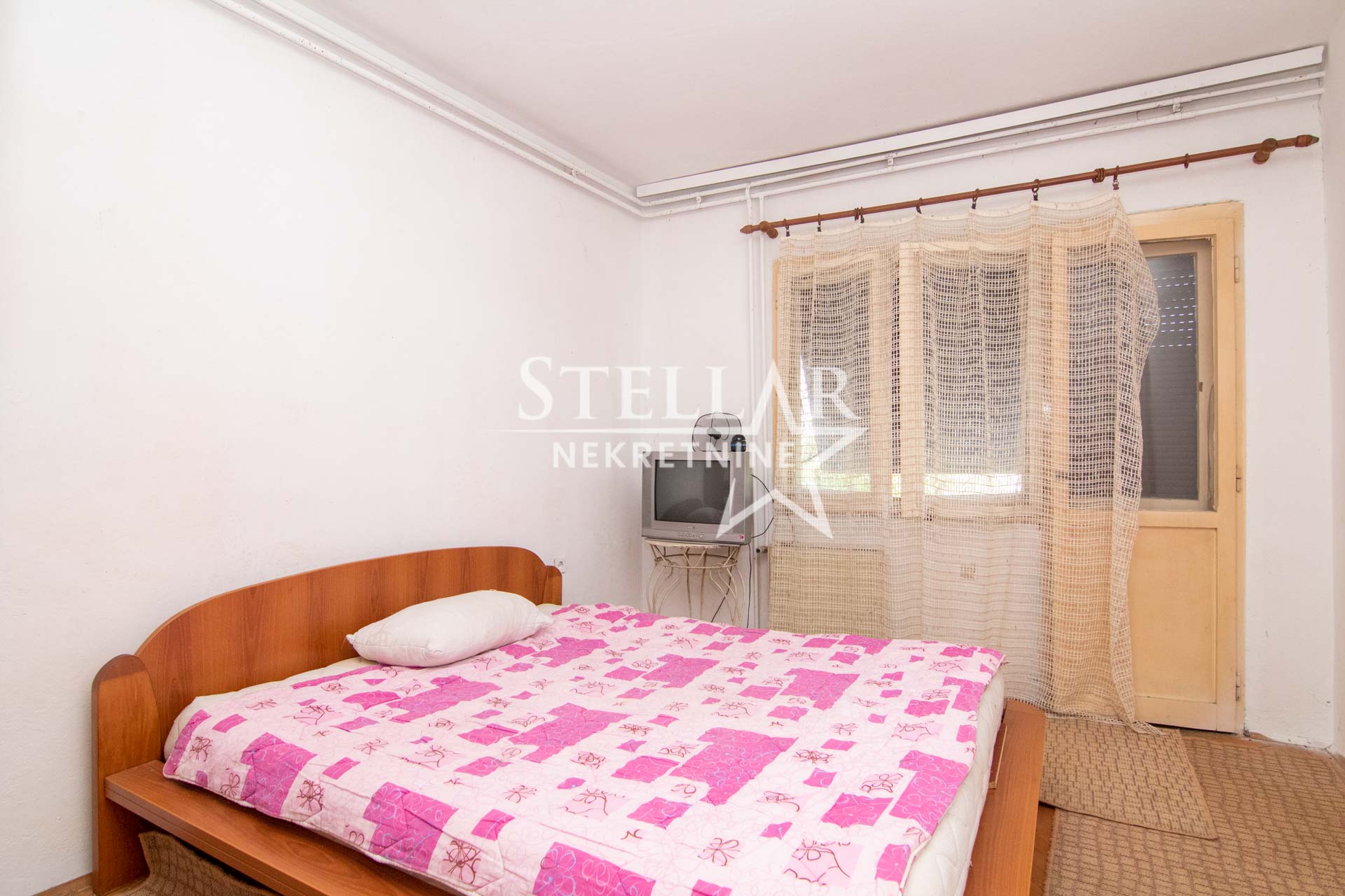 92cf7c4b-efbb-4fec-be6b-ddfd9d1d60a7.jpg