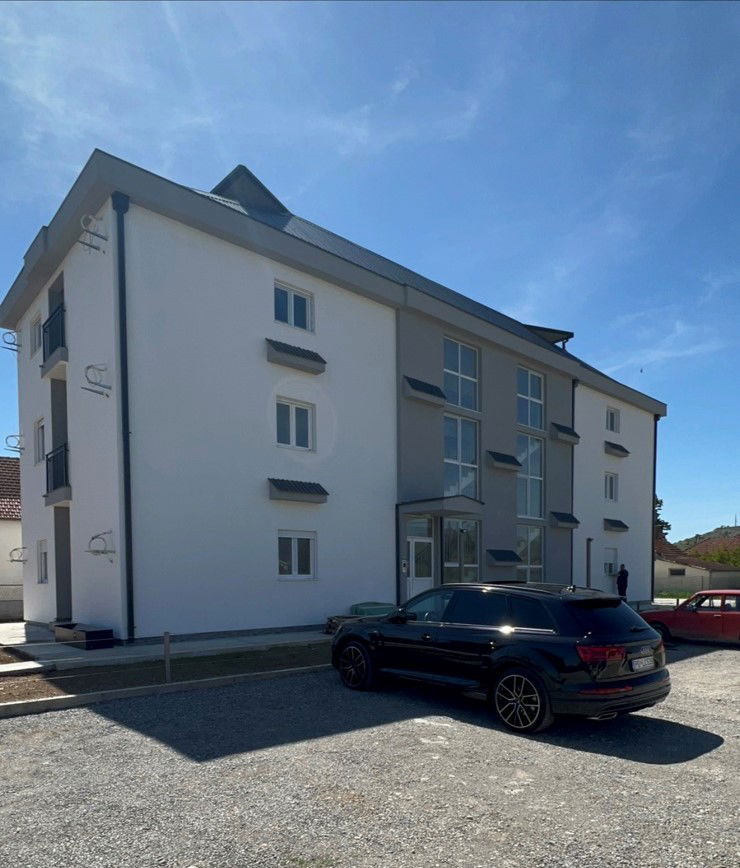 Продаж - Квартира Podgorica, Gornja Gorica