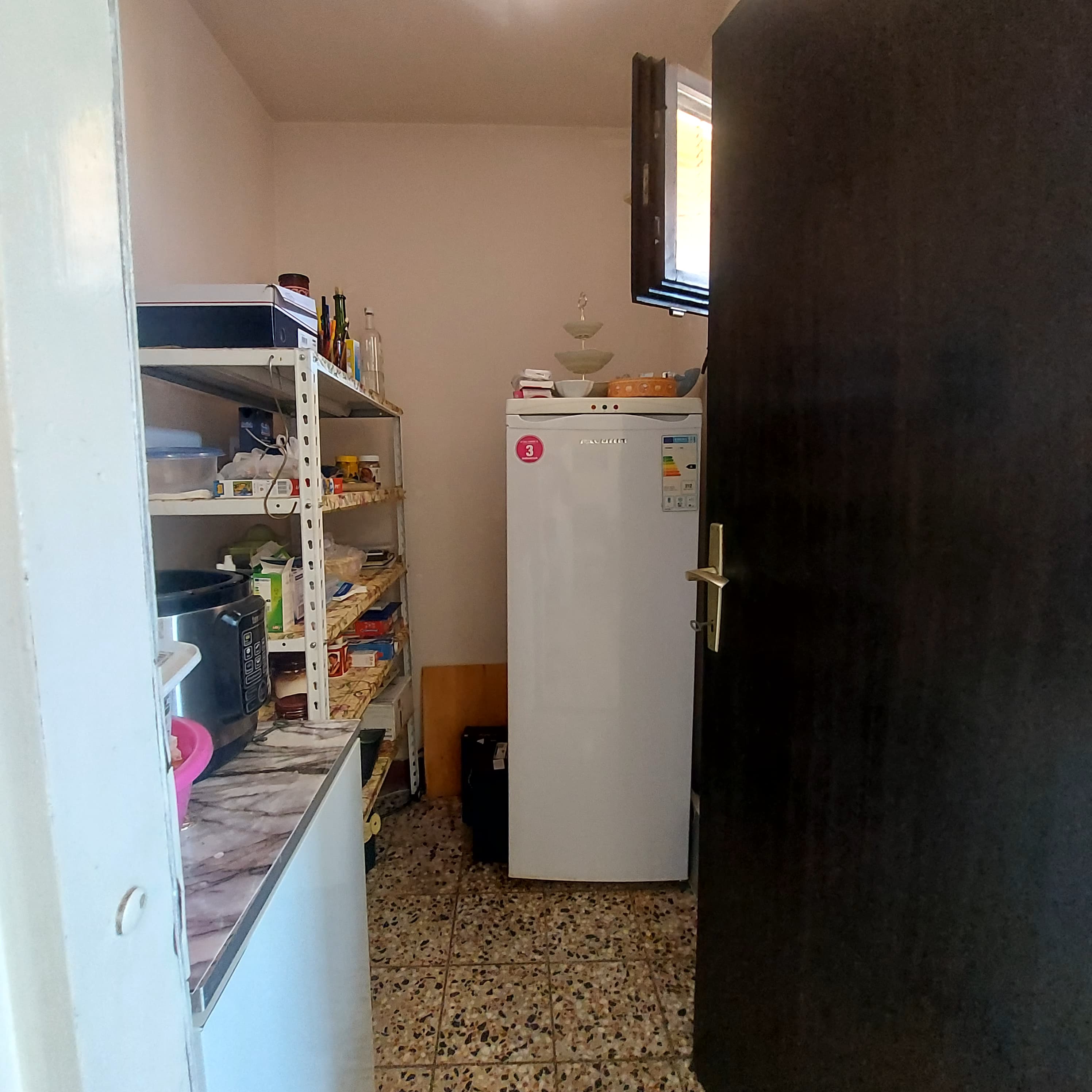 935c0828-dd86-417d-bf7e-93ed61595be8.jpg