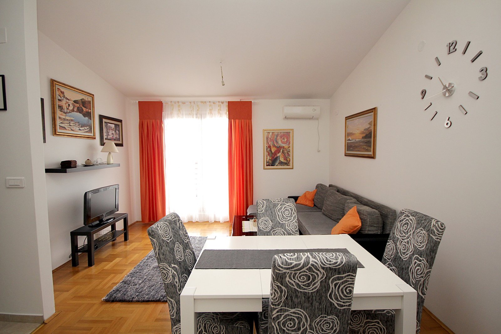 Продаж - Квартира Podgorica, Stari Aerodrom