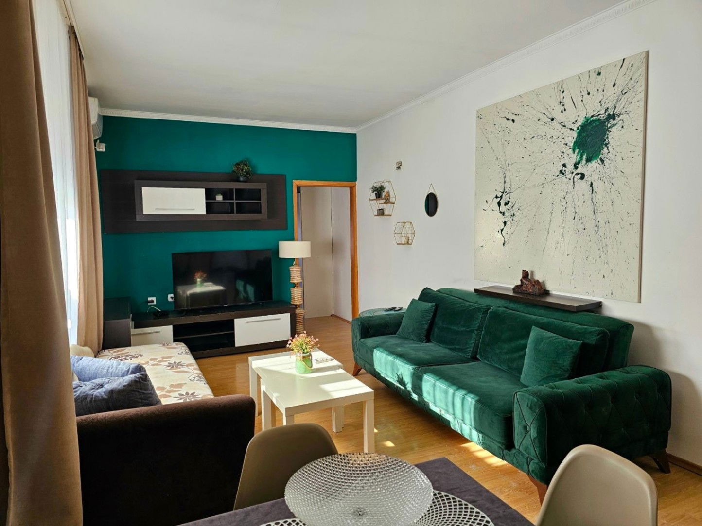 Rent - Apartment Podgorica, Tološi