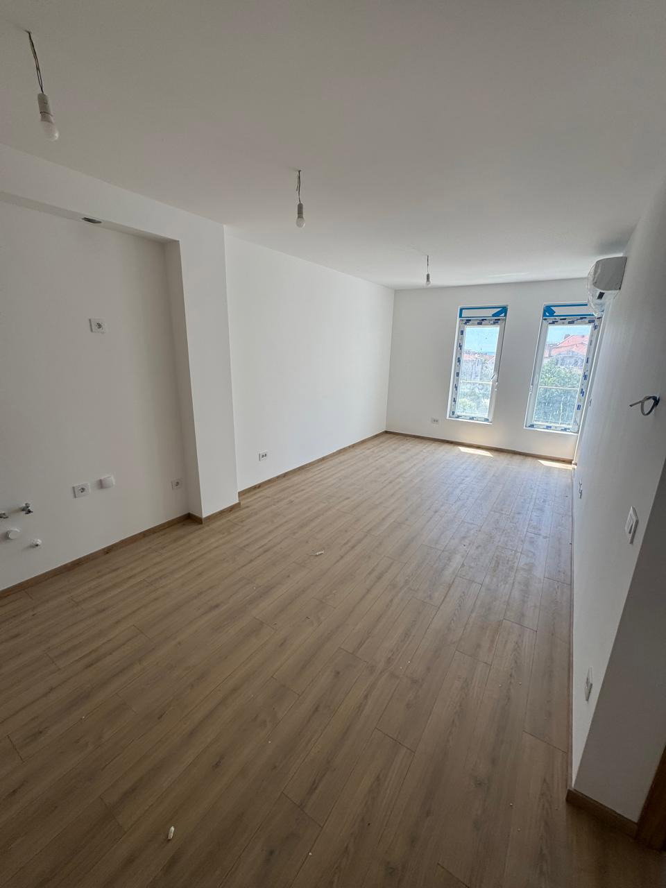 Sale - Apartment Budva, Podkošljun