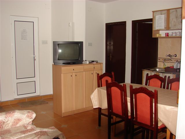 Slika nekretnine 8