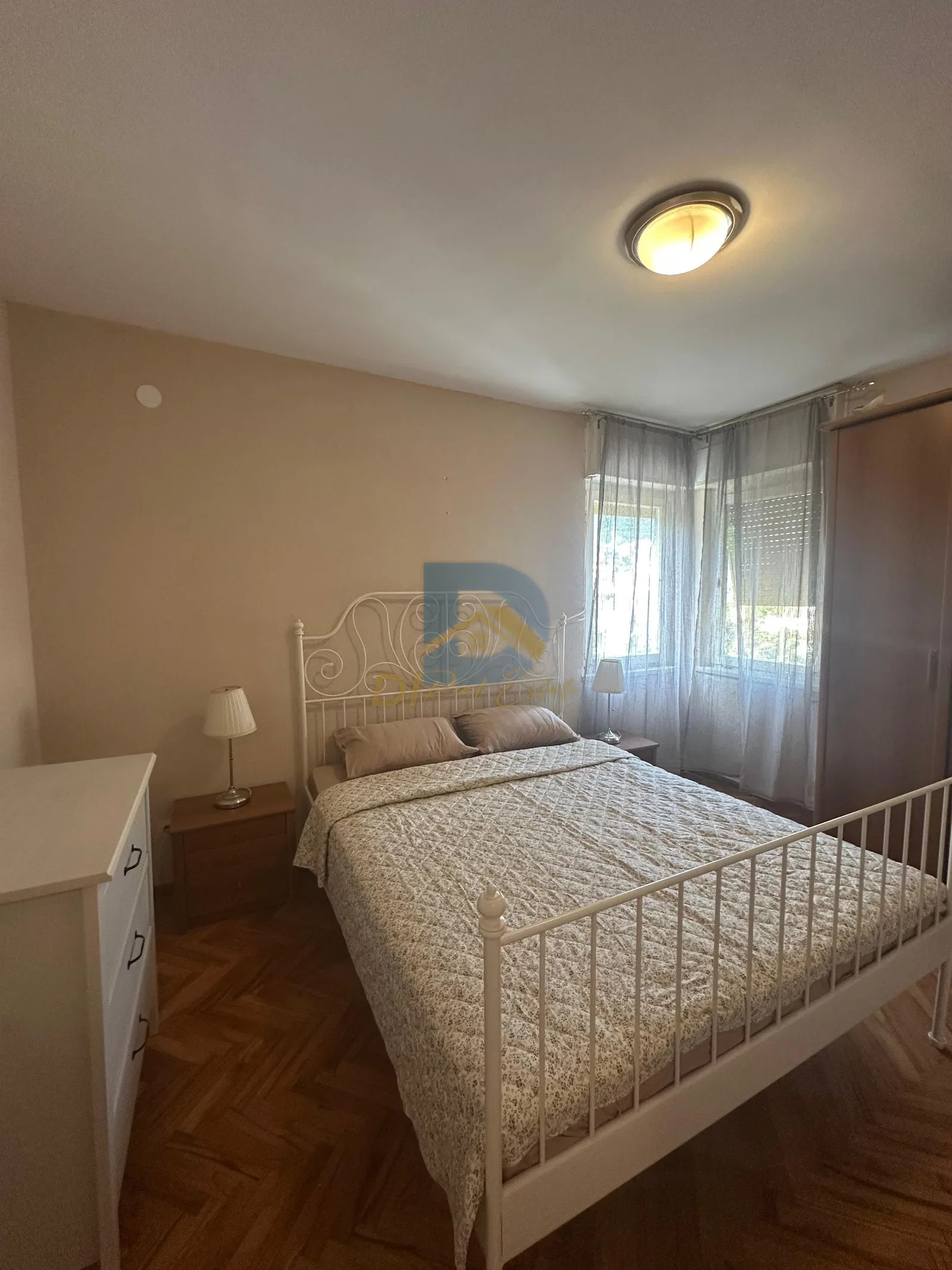 Slika nekretnine 9