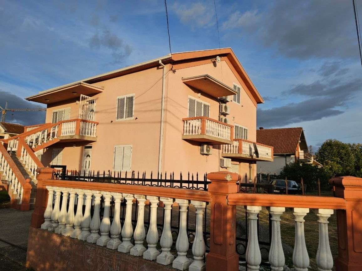 Sale - House Podgorica, Tološi