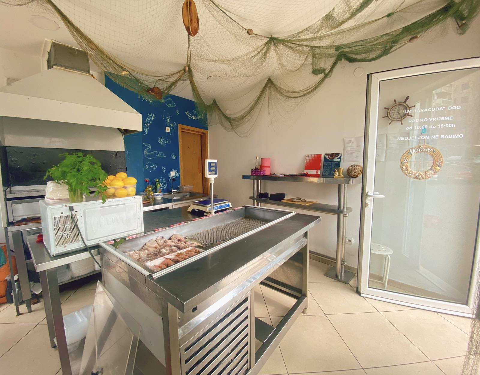 Продаж - Офісне приміщення Podgorica, Centar