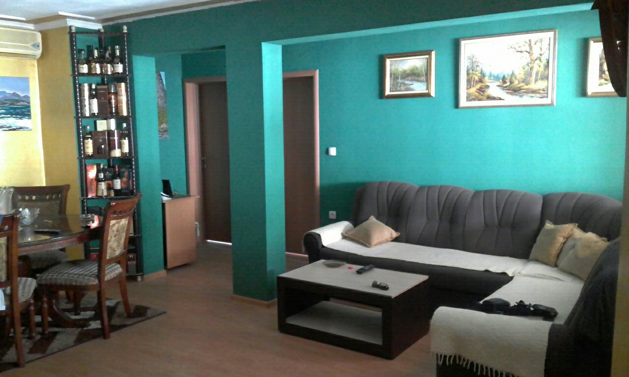 9aacf2a6-423d-425b-b728-0eb7df469ae4.jpg
