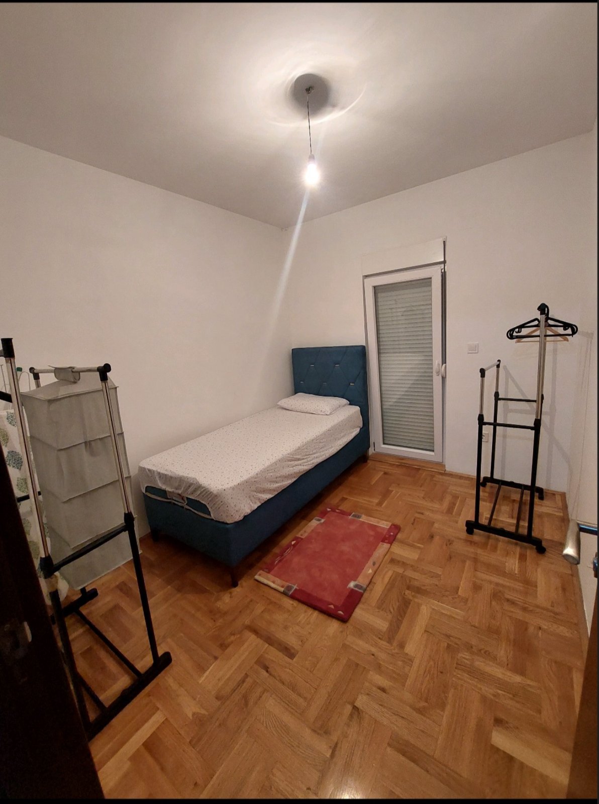 9ad163fb-2f54-48ab-94e5-204e8a08a99a.jpg
