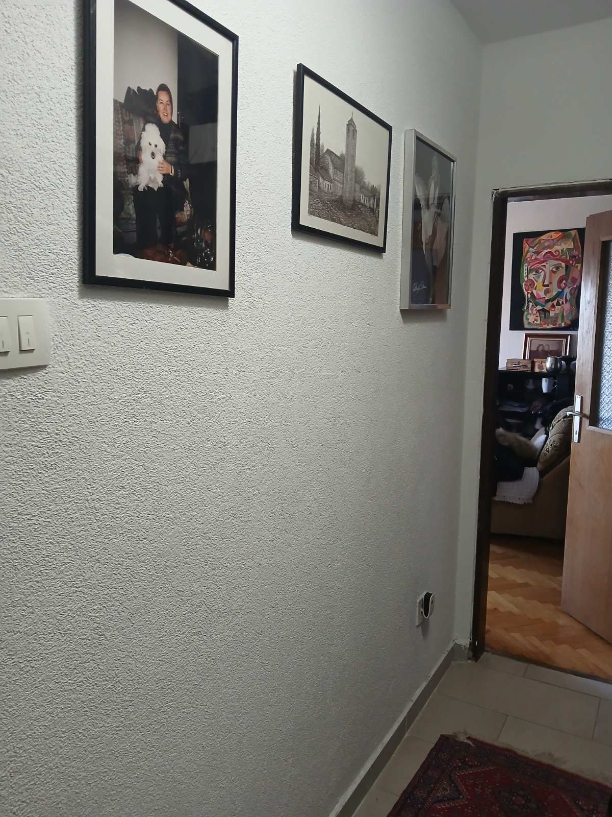 9ae2005b-1196-4b33-9677-ed539e6bff87.jpg