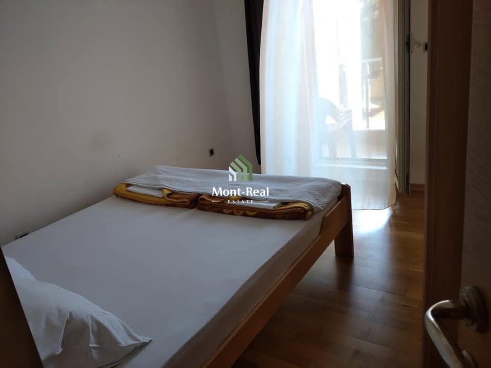 9bed2854-e0b6-410b-8be0-53f2cc9b6bb3.jpg