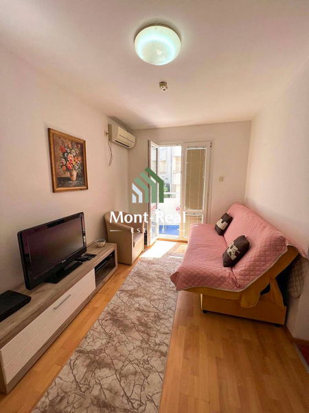 Izdavanje - Stan Budva, Budva