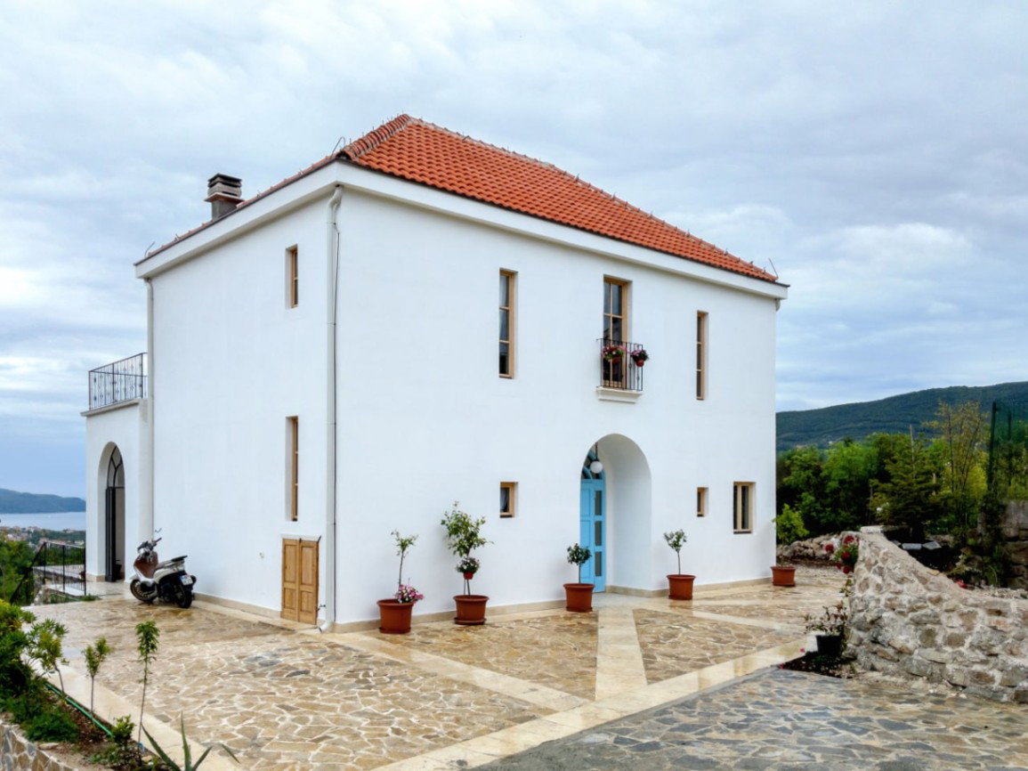 Prodaja - Kuća Herceg Novi, Ratiševina