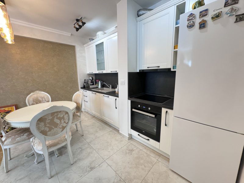 Sale - Apartment Budva, Podkošljun