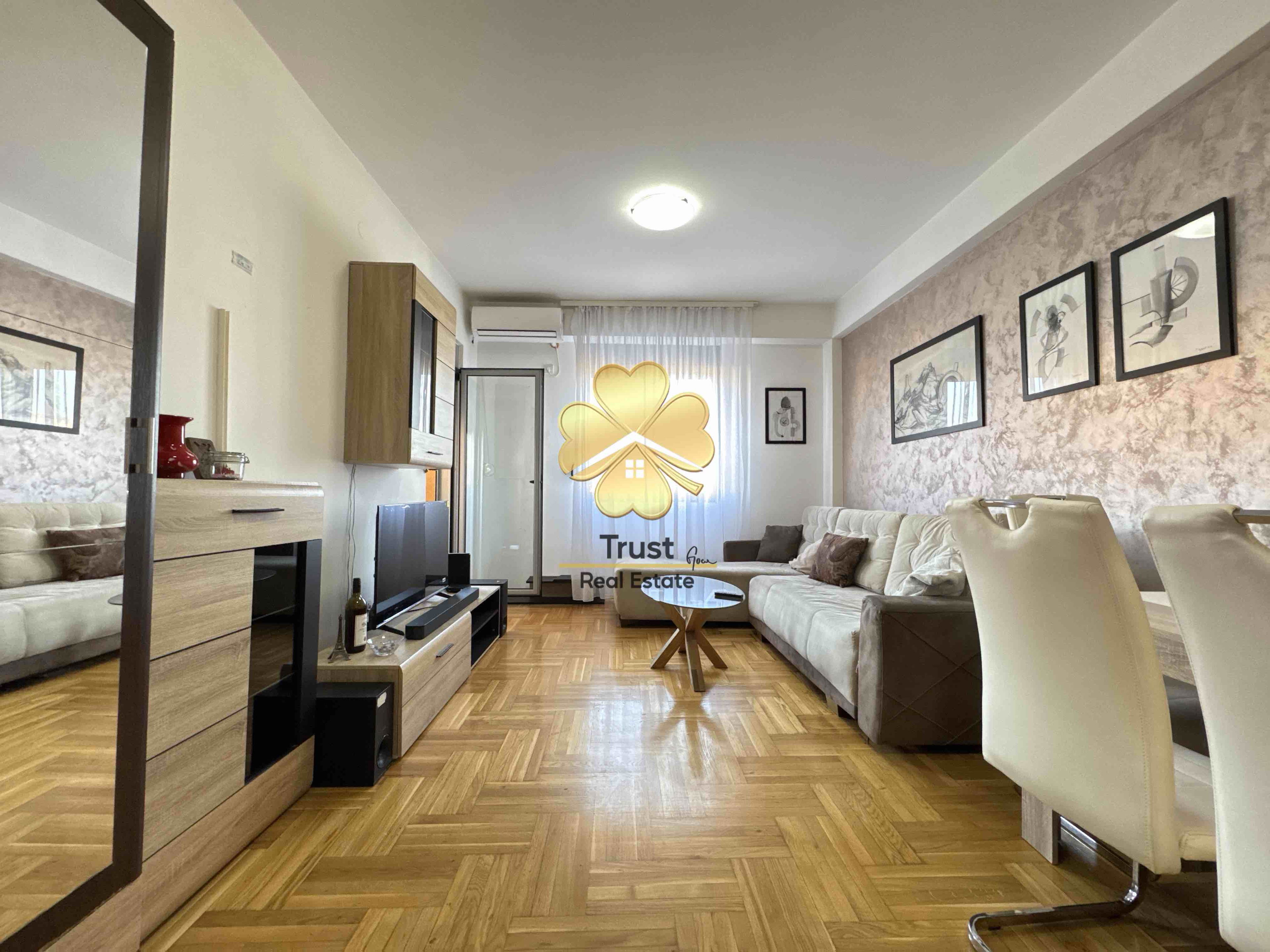 Izdavanje - Stan Podgorica, Stari Aerodrom