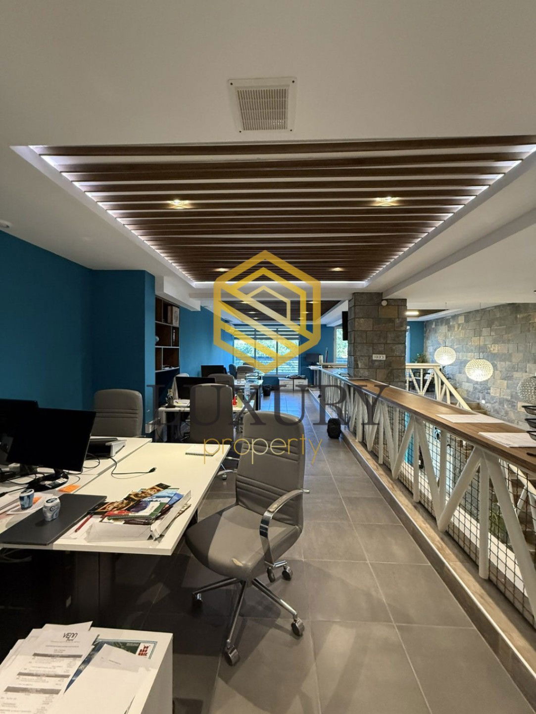 Оренда - Офісне приміщення Podgorica, 1 maj