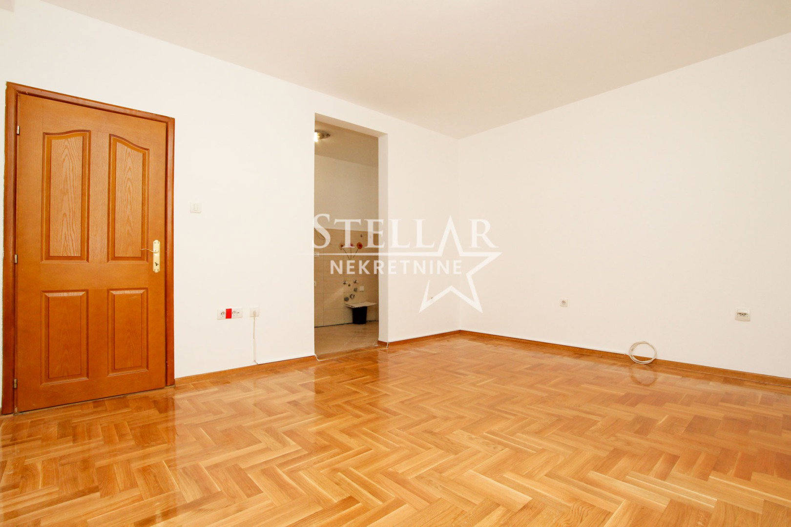 Sale - Apartment Podgorica, Masline