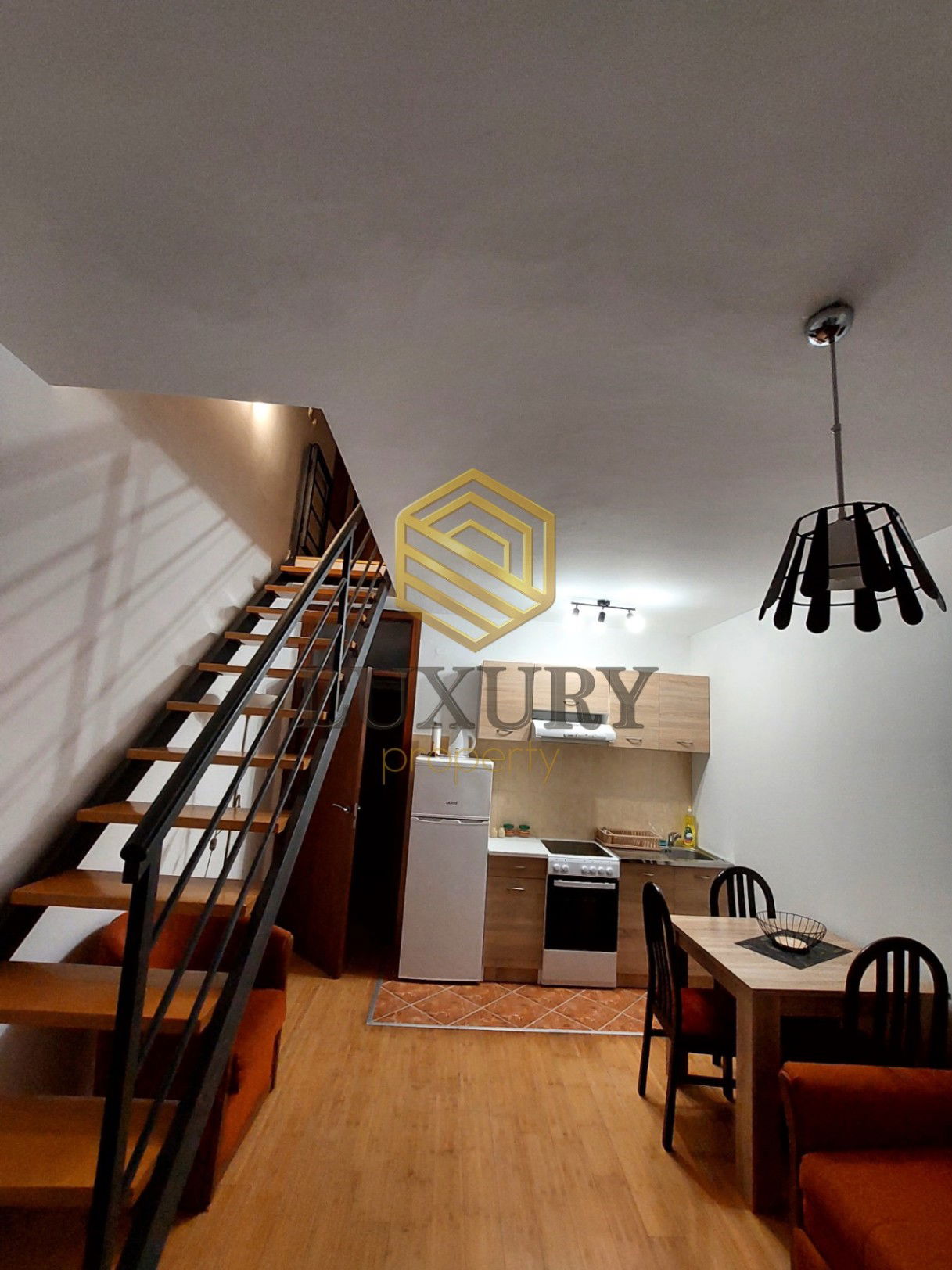 Izdavanje - Stan Podgorica, Vezirov Most