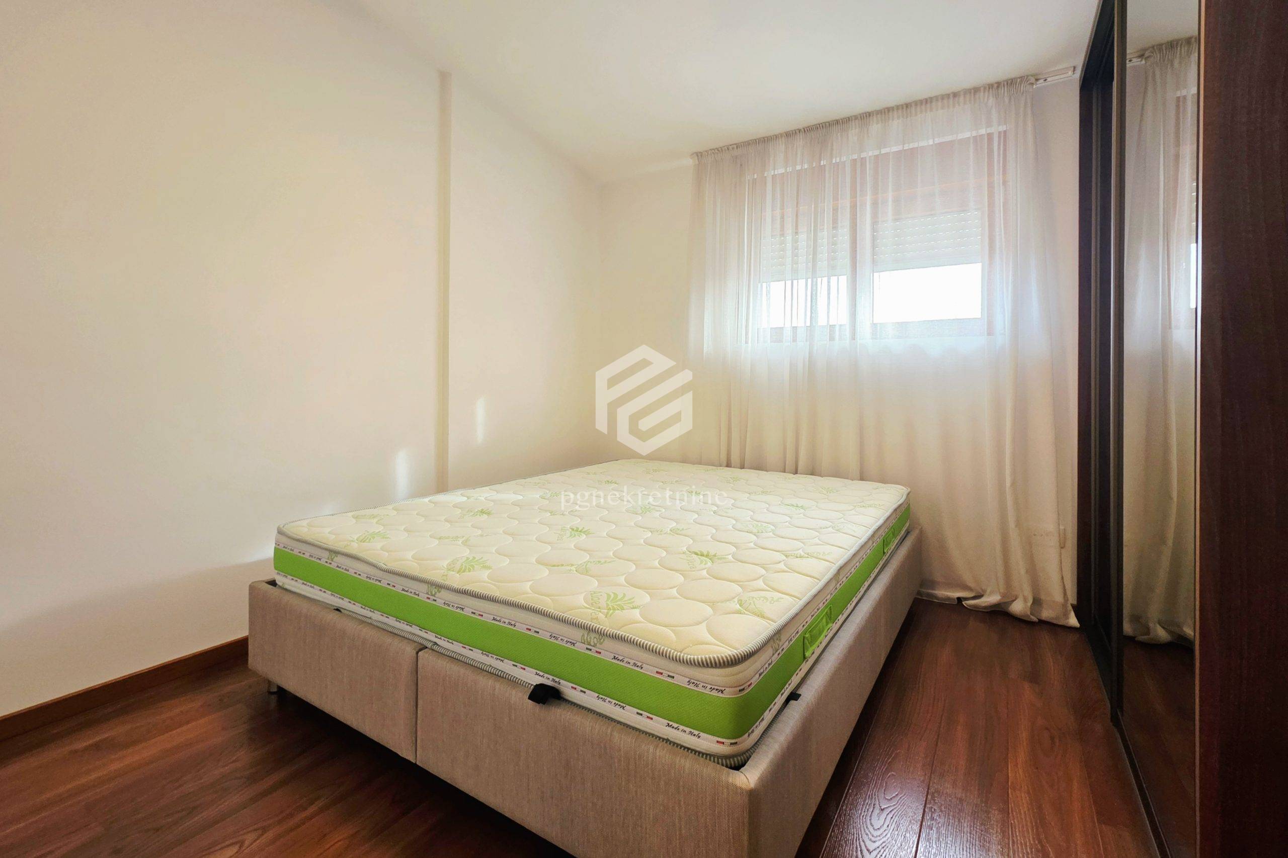 a0d43dff-47a1-47a3-8cfb-cbdbd048abca.jpg