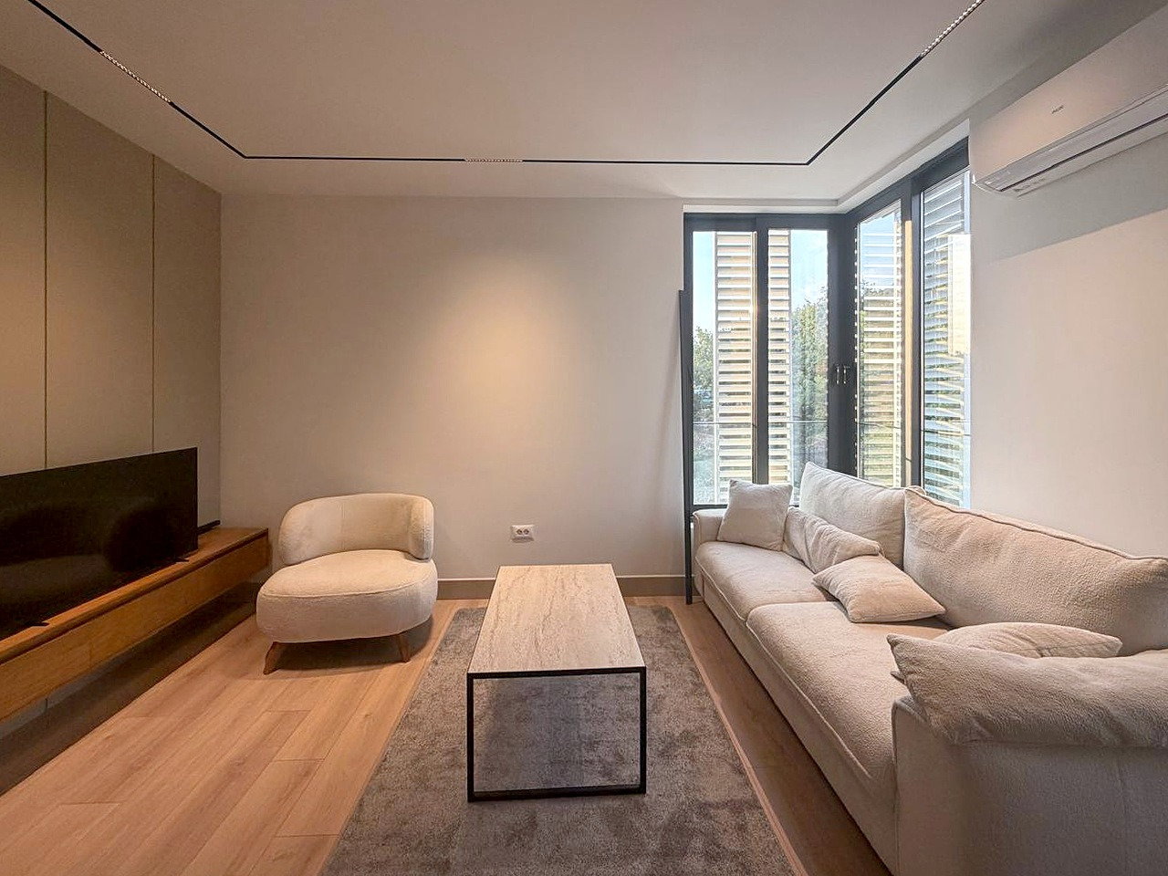 Продаж - Квартира Tivat, Mrčevac