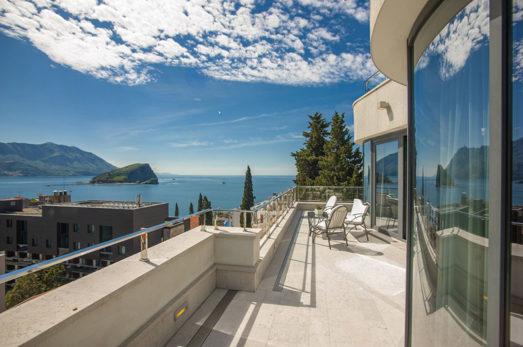 Rent - Apartment Budva, Gospoština