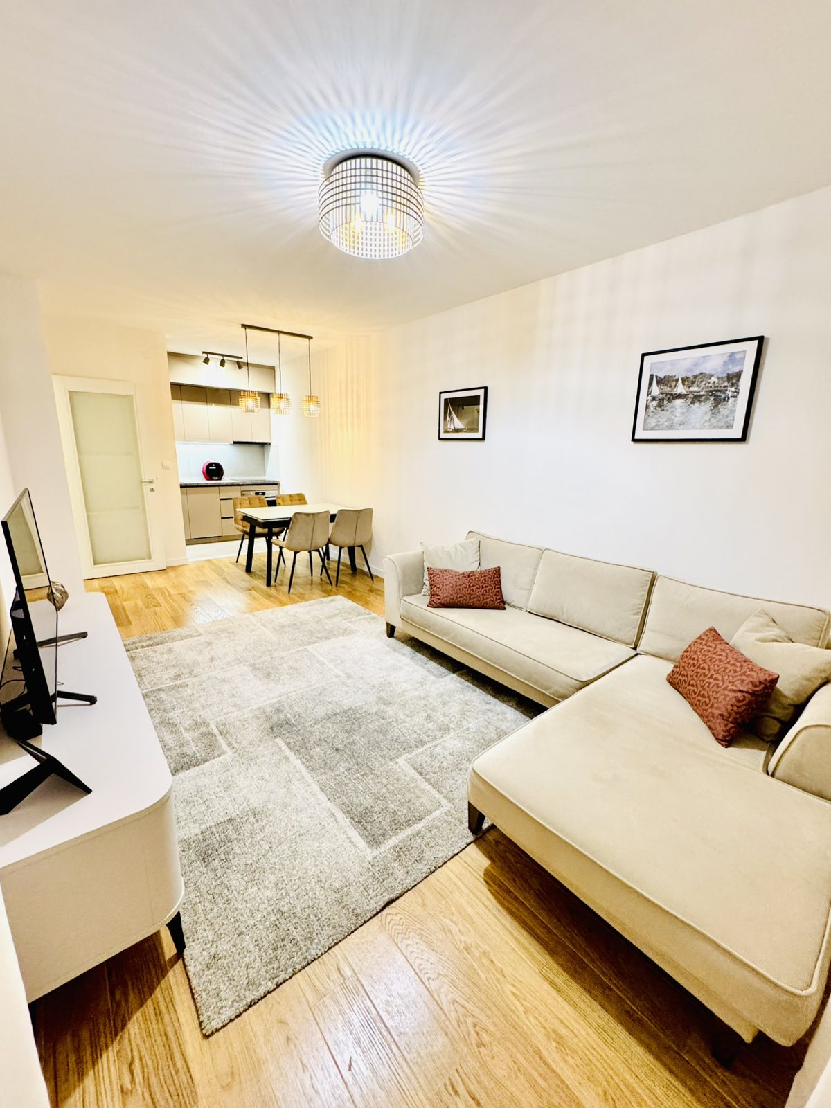 Izdavanje - Stan Podgorica, Central Point