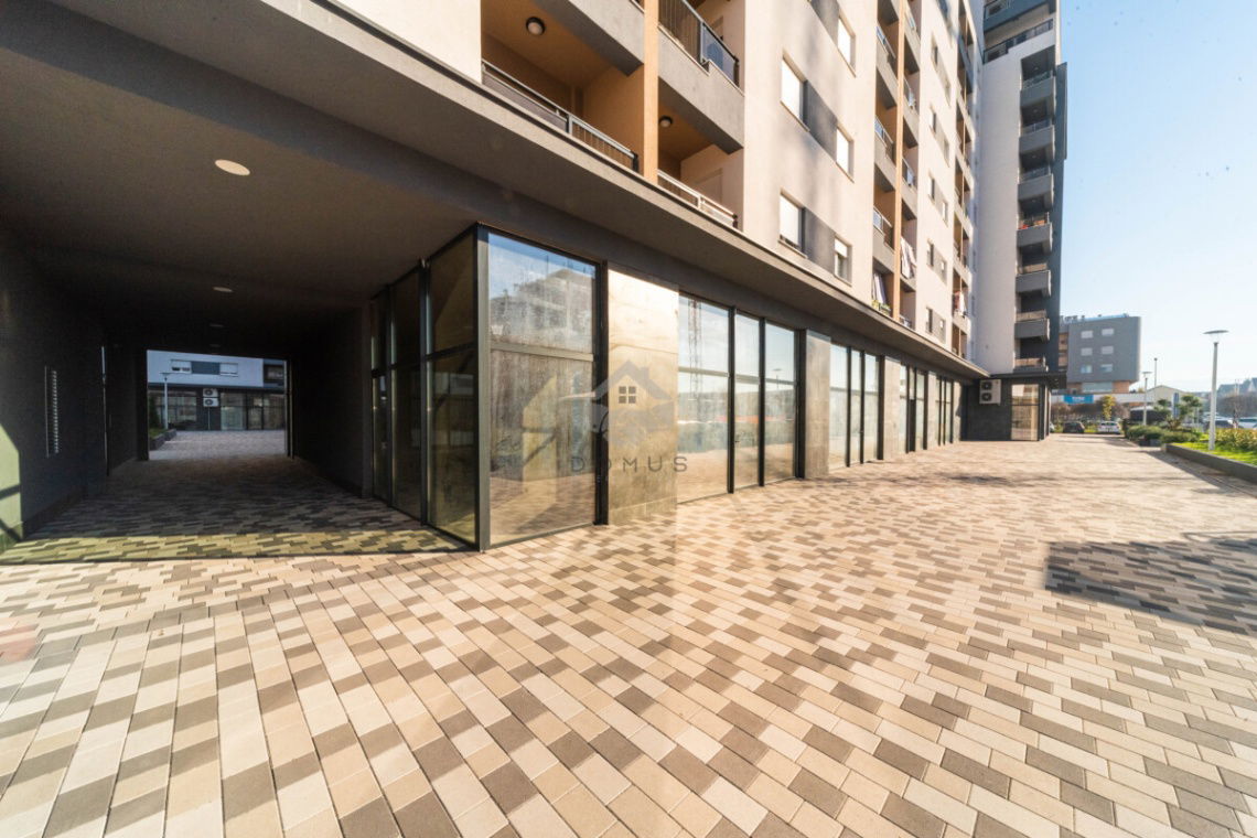 Оренда - Офісне приміщення Podgorica, Stari Aerodrom