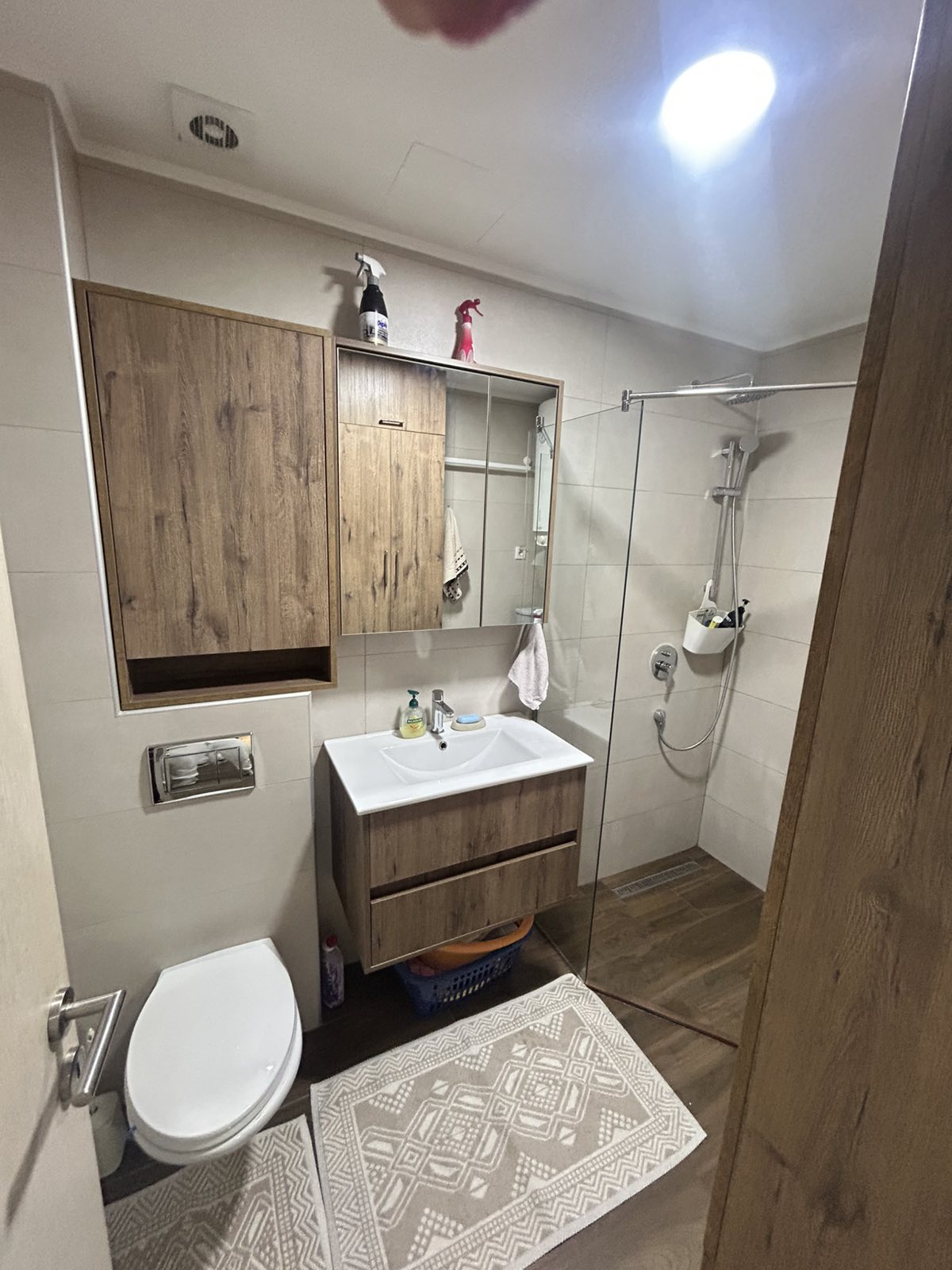 a4853aa0-1e28-4fbd-a96a-fee6b259c6c8.jpg